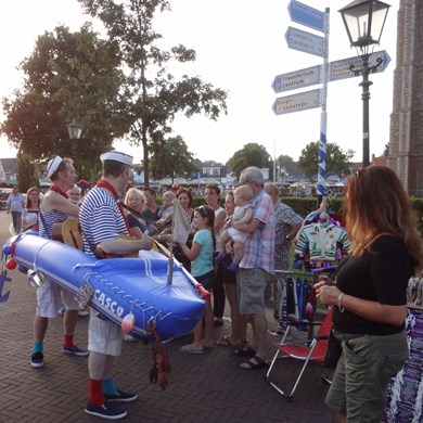 MATROZENBOOT 2016-08-27 Renesse (04)v (1000x1000).JPG