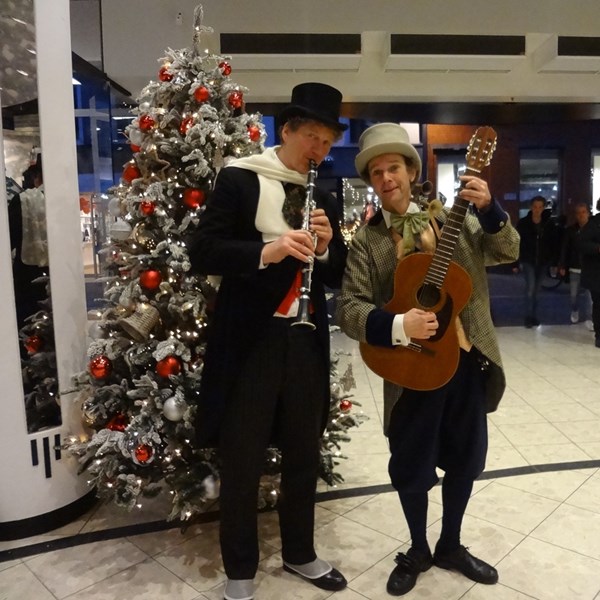 DICKENS MUSE 2016-12-18 Roosendaal (03)v (1000x1000).JPG