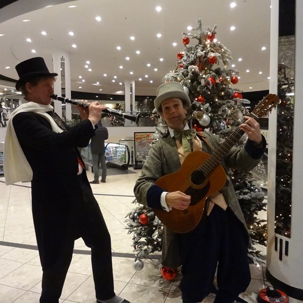 DICKENS MUSE 2016-12-18 Roosendaal (12)v (1000x1000).JPG