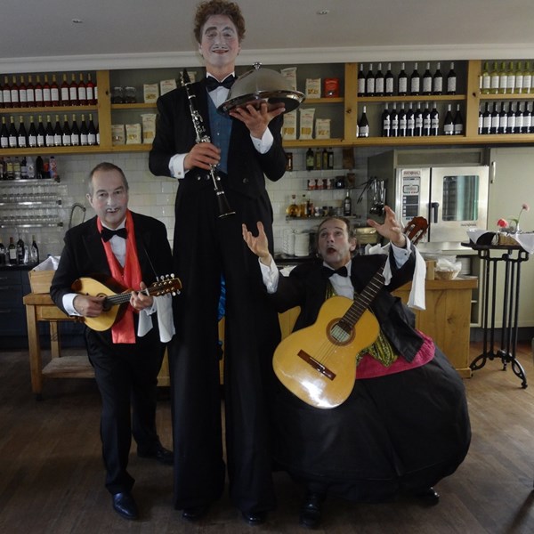 OBER UNTER TRIO 2017-03-07 (68)v (1000x1000).JPG