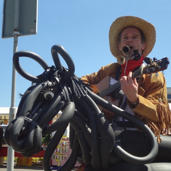 COWBOY 2017-05-25 Den Helder (18)v (1000x1000).jpg