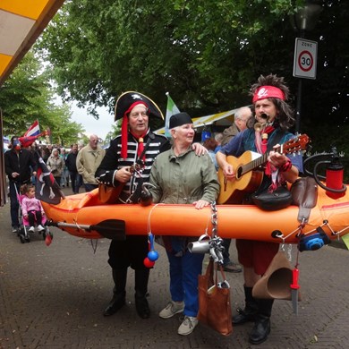 PIRATENBOOT 2017-07-01 Oud-Beijerland (25)vb (1000x1000).jpg