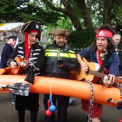 PIRATENBOOT 2017-07-01 Oud-Beijerland (53)vb (1000x1000).jpg