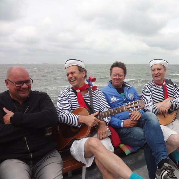 CAS & CO 2017-06-23 Den Helder Sail (12)vb (1000x1000).jpg