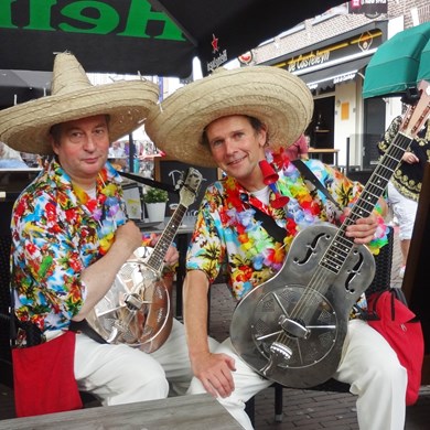 TROPICAL TROUBADOURS 2017-07-27 6.jpg