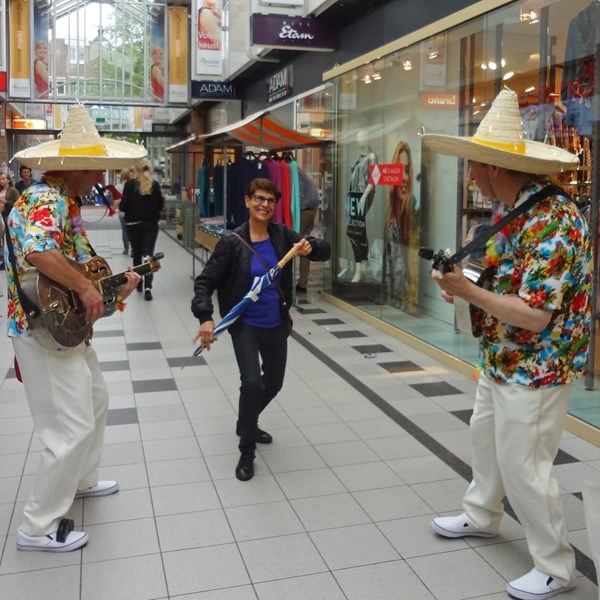 TROPICAL DOBRO 2017-08-17 Gouda (32)vb (1000x1000).jpg