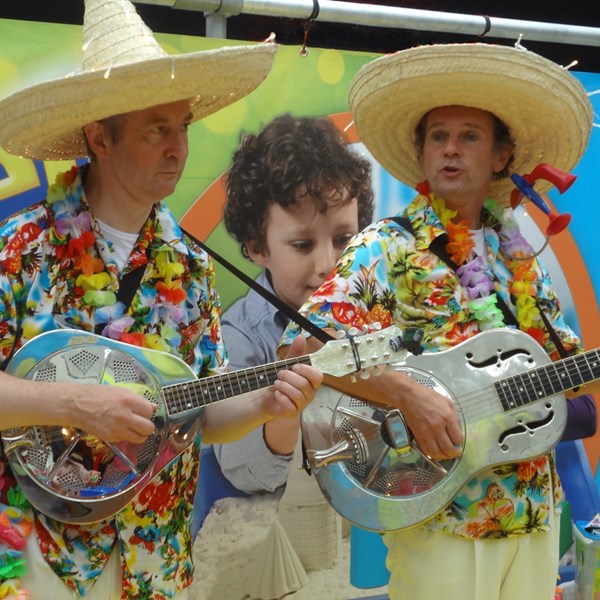TROPICAL DOBRO 2017-08-17 Gouda (16)vb (1000x1000).jpg