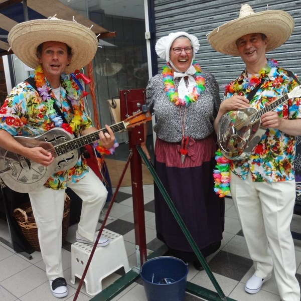 TROPICAL DOBRO 2017-08-17 Gouda (04)vvb (1000x1000).jpg