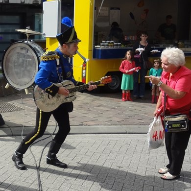 DE ANDERE FANFARE 2014-08-24 Beveren (09v)k (1000x1000).jpg