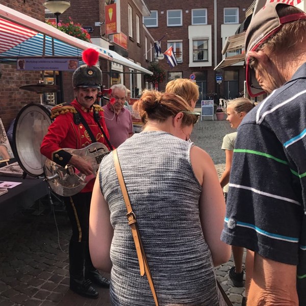 DE ANDERE FANFARE 2017-08-26 Oldenzaal (17)v.JPG