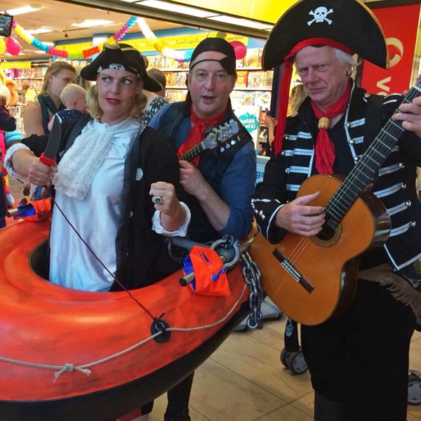 PIRATENBOOT 2017-09-24 Schiedam (06)vb (1000x1000).jpg