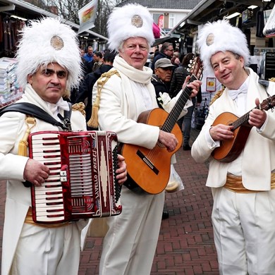 ijsbrekers-2015-12-19-den-haag-02-vbbb-1000x1000-jpg