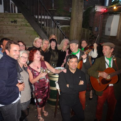 IRISH MUSE 2017-09-23 Den Haag (17)v (1000x1000).JPG