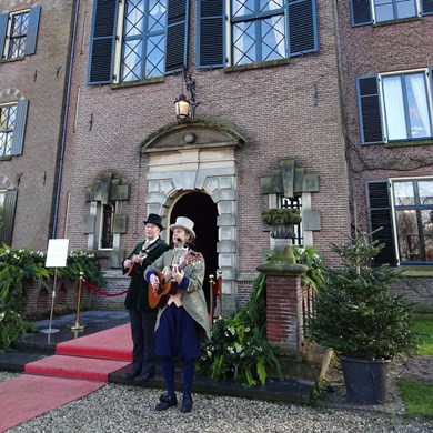 DICKENS MUSE 2017-12-17 Lisse (06)v (1000x1000).JPG