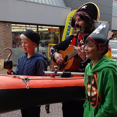 PIRATENBOOT 2018-05-19 (40)v (1000x1000).JPG