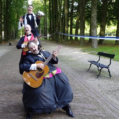 OBER UNTER TRIO 2018-09-01 Apeldoorn (10)v (1000x1000).JPG