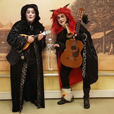 HALLOWEEN 2018-10-27 Oss (10)vb (1000x1000).jpg