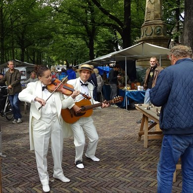 CLASSICAL MUSE 2018-08-25 Den Haag (41)vb (1000x1000).jpg