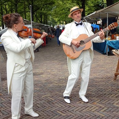 CLASSICAL MUSE 2018-08-25 Den Haag (47)vb (1000x1000).jpg