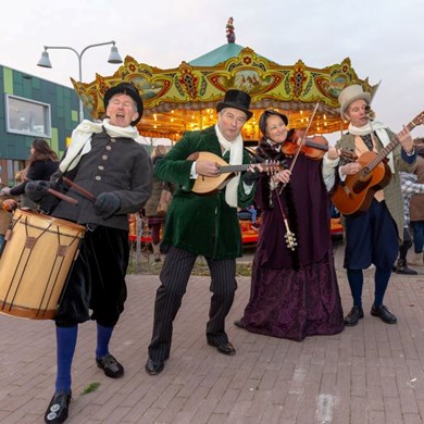 dickens-muse-2018-11-21-oegstgeest-28-v-1000x1000-jpg