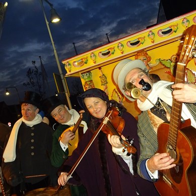 DICKENS MUSE 2018-11-21 Oegstgeest (25)v (1000x1000).JPG