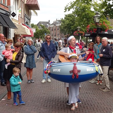 BEREND BOTJE 2018-06-24 Leiden (112)vb (1000x1000).jpg