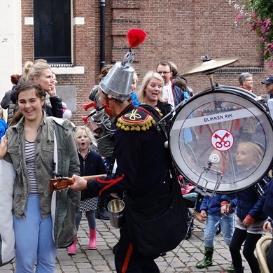 BLIKKEN RIK 2017-10-03 Leiden (010)v (1000x1000).JPG