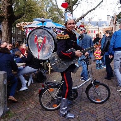 BLIKKEN RIK 2017-10-03 Leiden (188)vb (1000x1000).jpg