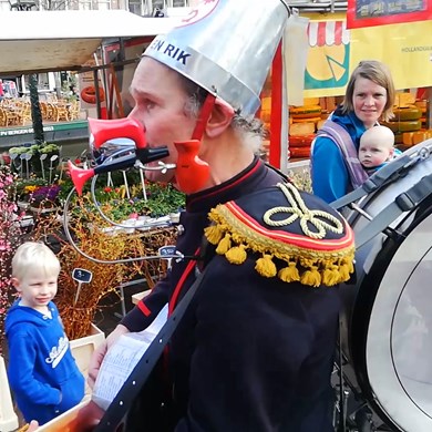 BLIKKEN RIK 2019-03-20 Leiden (markt) (29)vb.jpg