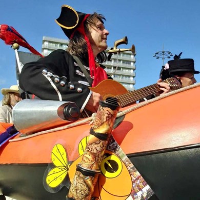 PIRATENBOOT 2018-09-30 (144)v (1000x1000).jpg