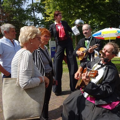 OBER UNTER TRIO 2019-07-21 Heemskerk (16v) (1000x1000).JPG