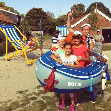 BEREND BOTJE 2019-08-01 Renesse (02)vb (1000x1000).jpg