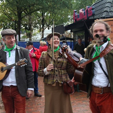 IRISH MUSE 2019-10-13 Zuidlaren (83)vb (1000x1000).jpg