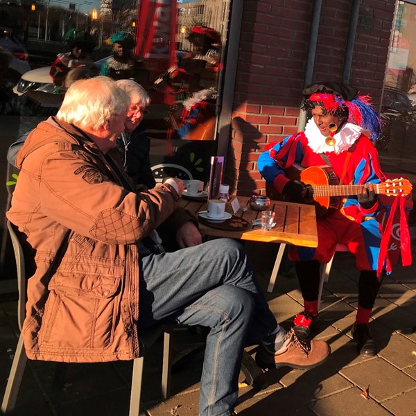 PIETEN 2019-11-30 Leiden (42)v (1000x1000).JPG