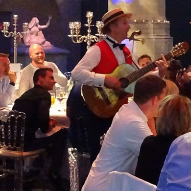 ZWARTWITROOD 2019-06-28 Leiden (29)v (1000x1000).JPG