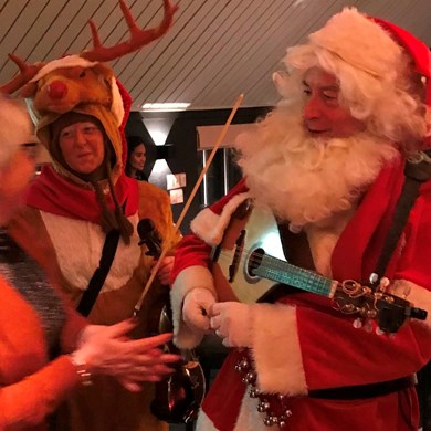 Santa & Rudolf 2019-12-08 Bunnik (23)v (1000x1000).jpg
