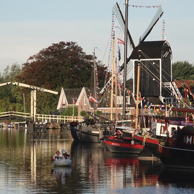 ZINGENDE ZWAAN 2021-10-04 (25)vb (1000x1000).jpg