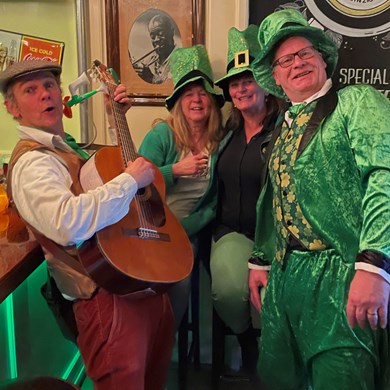 IRISH MUSE 2022-03-19 Zeist (2)vvbb (1000x1000).jpg