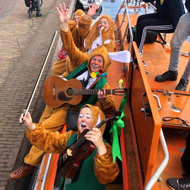PAASHAZEN 2022-04-16 Leidschendam (08)vb (1000x1000).jpg