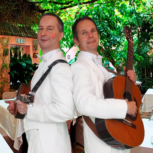 DUO CHIQUE bruiloft muziek stijlvol akoestisch mobiel muzikanten wit (1)